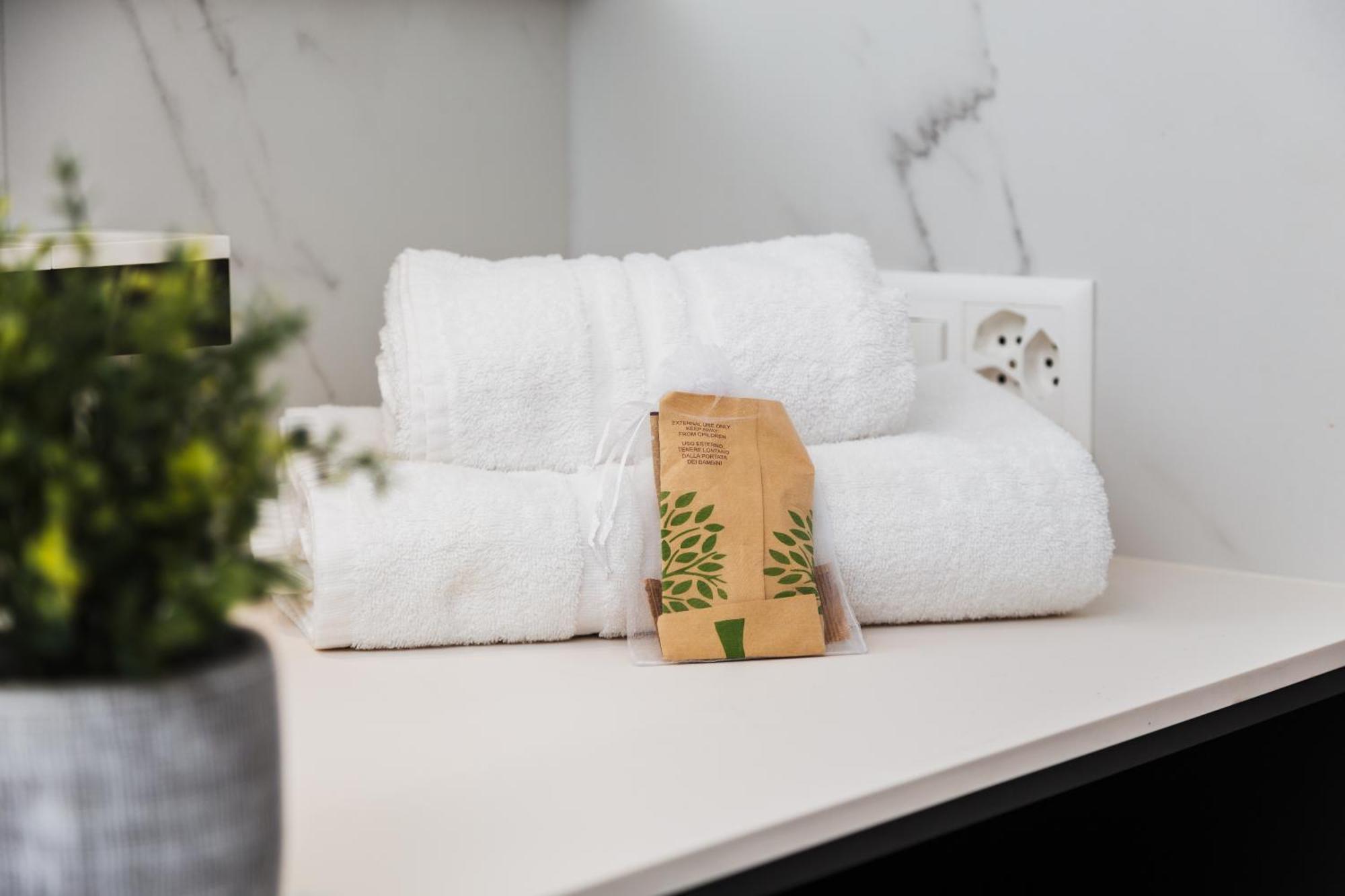Crystal Palace 1 Massagno Экстерьер фото